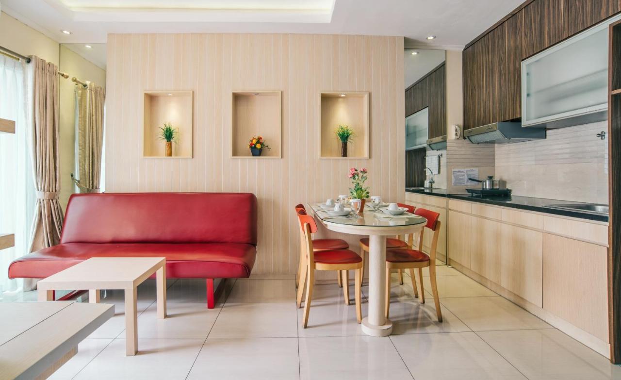 Ravarine Suite Apartment Джакарта Экстерьер фото